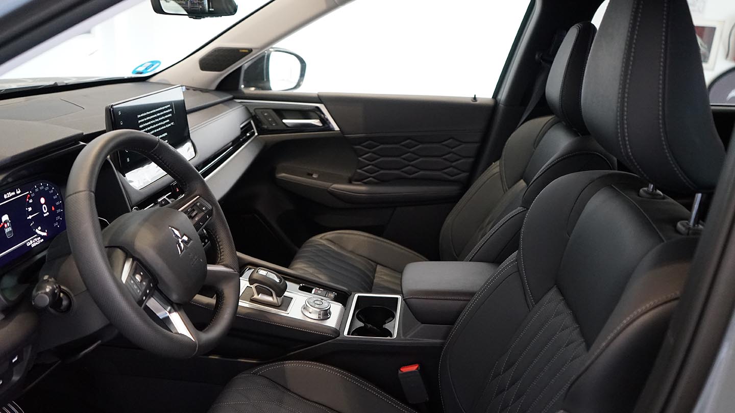 kilómetro cero Mitsubishi Outlander PHEV Kaiteki Plus - foto 9