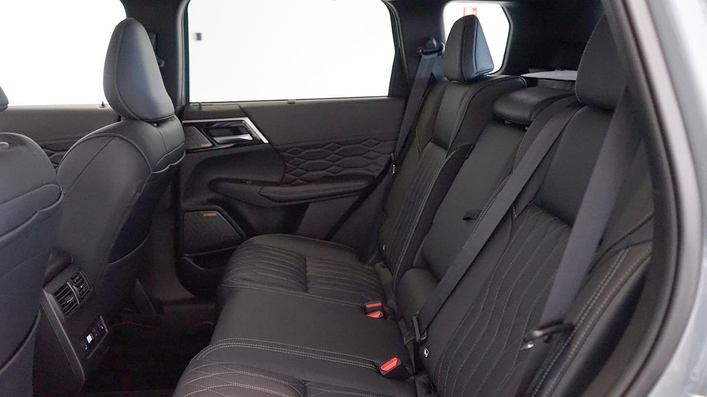 kilómetro cero Mitsubishi Outlander PHEV Kaiteki Plus - foto 10