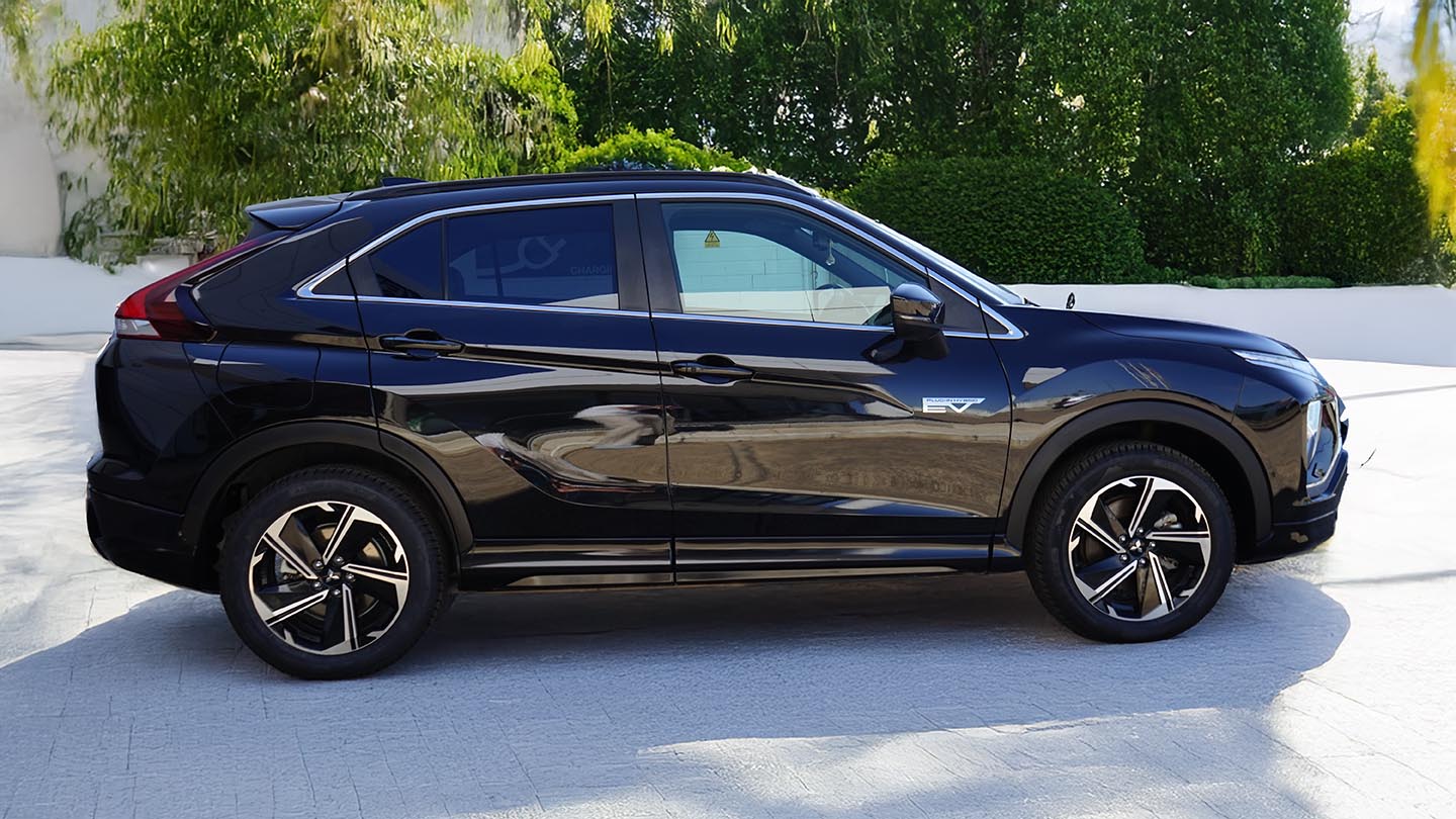 Eclipse Cross PHEV Kaiteki+ negro - foto 3