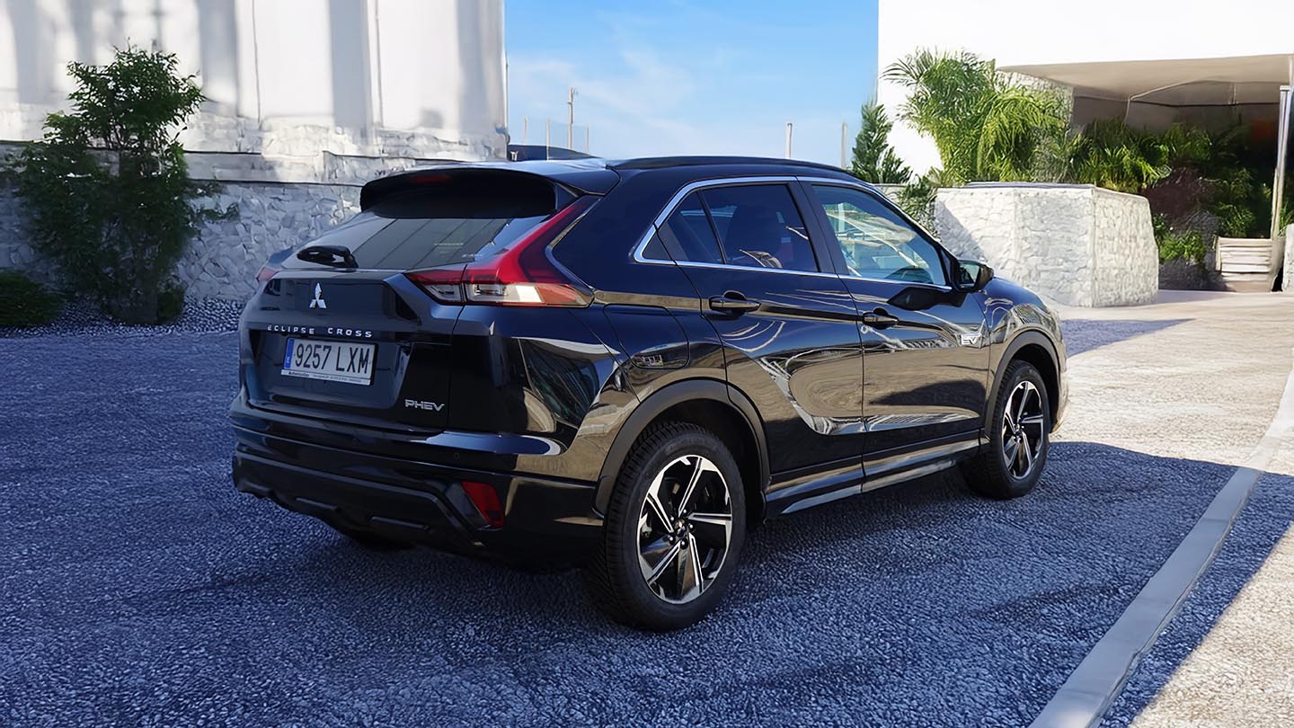 Eclipse Cross PHEV Kaiteki+ negro - foto 4