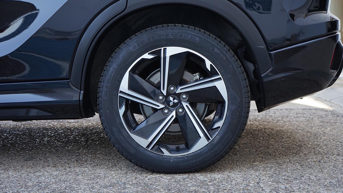 Eclipse Cross PHEV Kaiteki+ negro - foto 6