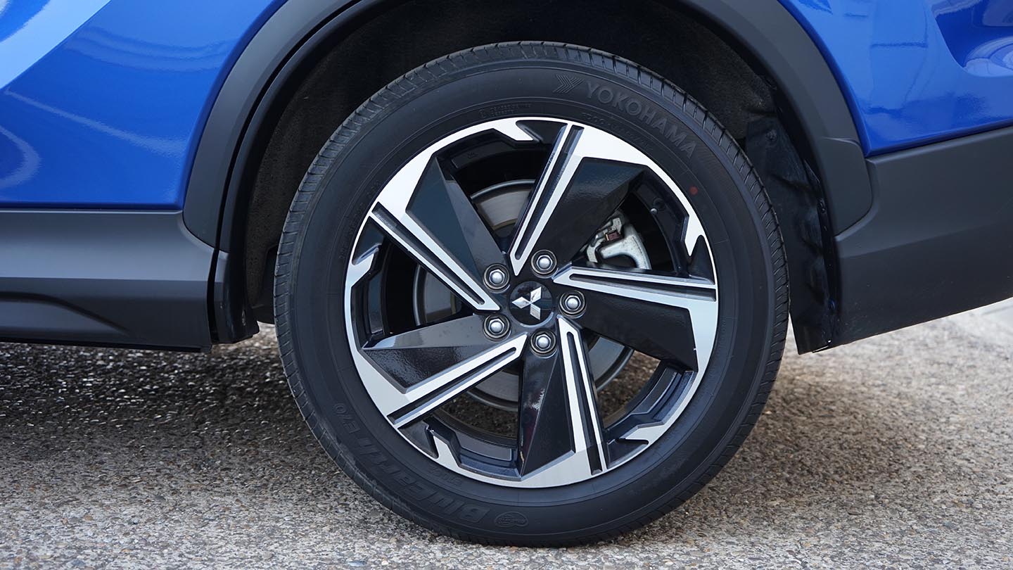 Eclipse Cross PHEV Kaiteki Azul Sport - foto 11